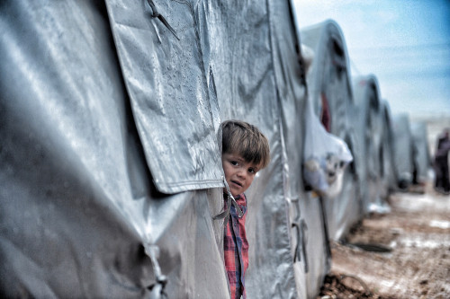 منظمة حقوقية: 27 ألف طفل سوري يعانون أوضاعاً إنسانية سيئة