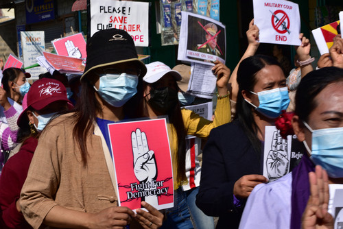 «العمل الدولية» تدعو لمنع العنف والتحرش داخل أماكن العمل في ميانمار