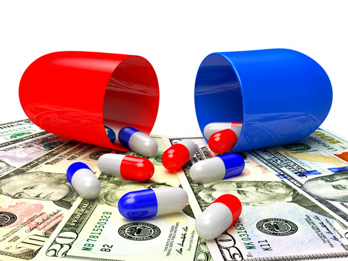 الرئيس الأمريكي يصف شركات أدوية ترفع الأسعار بـ آكلي لحوم البشر 