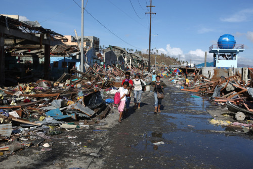 الفلبين.. إعصار «أوديت» دمر 141 منشأة صحية