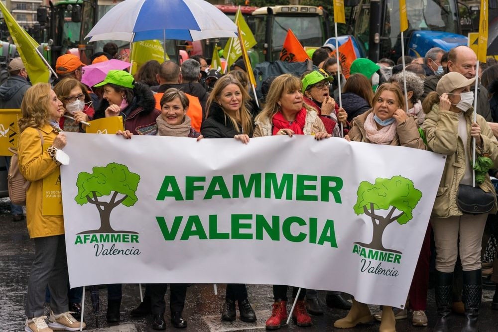 150 ألف مزارع يحتجون في العاصمة الإسبانية على ارتفاع أسعار الطاقة