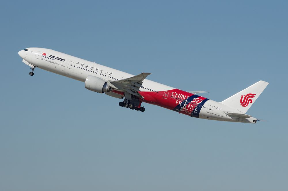 الصين تؤكد مصرع جميع ركاب الطائرة المنكوبة بعد العثور على حطامها