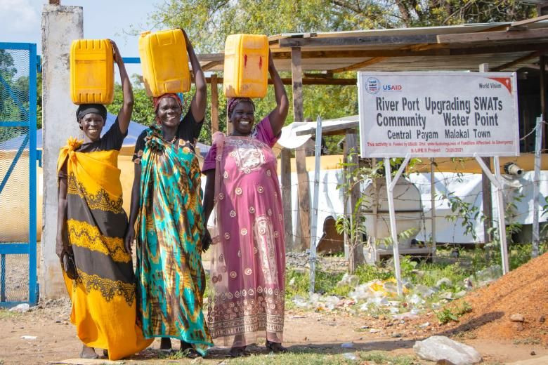 جنوب السودان.. ملايين النساء يمشين "ثماني ساعات" للحصول على المياه