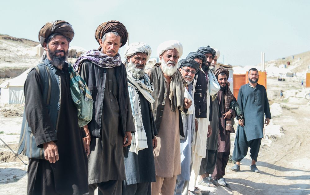 أفغانستان.. طالبان تأمر شركات الطيران بمنع النساء من السفر بمفردهنّ