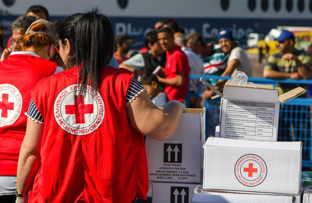 "الصليب الأحمر" و"الاتحاد الأوروبي" يطلقان نموذجاً جديداً للقطاع الإنساني