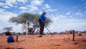 الصومال.. الألغام الأرضية أثرت "سلباً" على سبل عيش السكان (صور)
