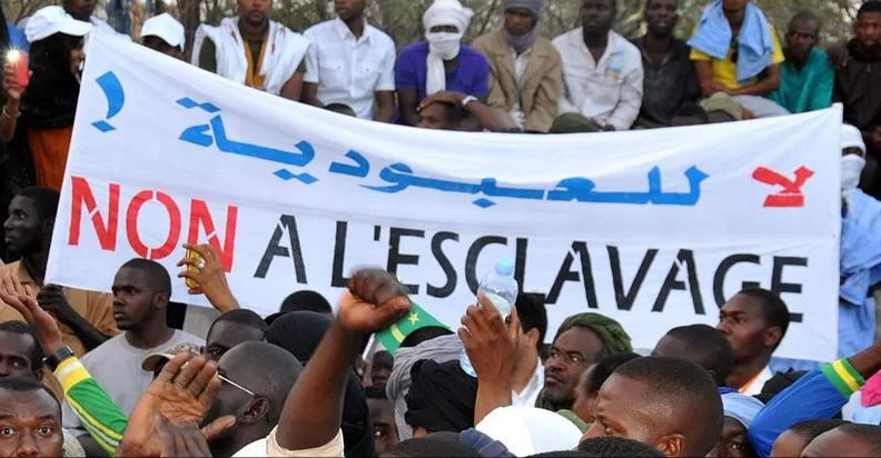 موريتانيا.. ناشطون ينظمون مسيرة للمطالبة بحقوق الأرقاء السابقين