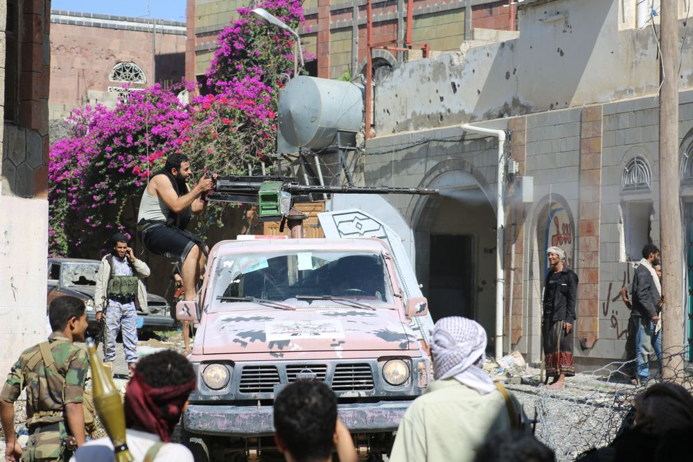 الإرياني: الحكومة تقدم تنازلات وميليشيا الحوثي تضع العقبات أمام تنفيذ الهدنة
