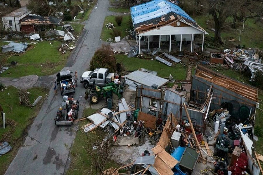 مقتل شخصين وإصابة العشرات جراء إعصار بولاية ميشيجان الأمريكية