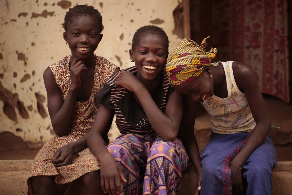 في يوم الطفل الإفريقي.. "هيومن رايتس" تطالب بوضع حد لانتهاكات حقوق الفتيات