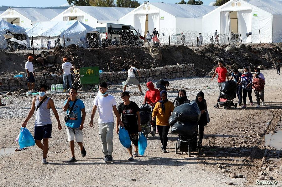 أطباء بلا حدود تطالب بممرات إنسانية جديدة للمهاجرين العالقين في ليبيا