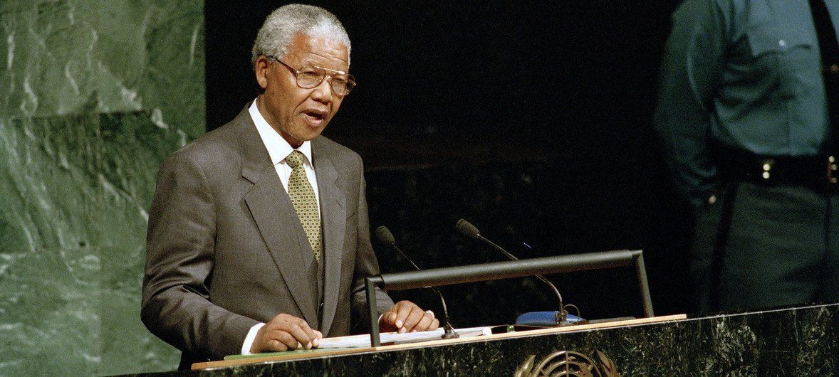 العالم يحيي ذكرى نيلسون مانديلا.. رمز النضال من أجل العدالة والمساواة
