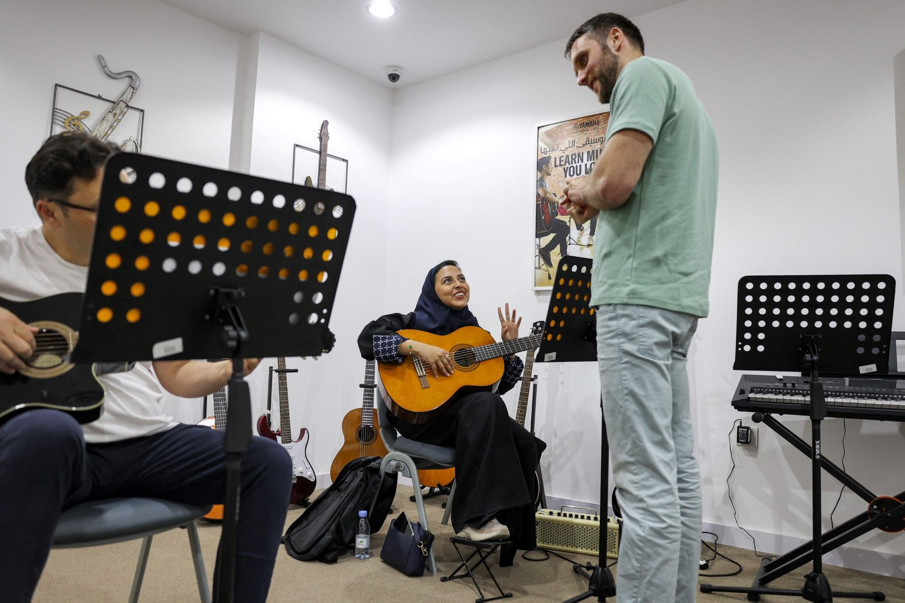 نغمات ترسم المستقبل.. مراكز تعليم الموسيقى تزين المدن السعودية