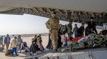 تشريع مقترح يتيح الجنسية الأمريكية لآلاف الأفغان