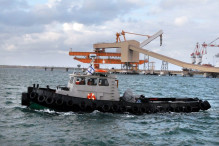 البحرية الإسرائيلية تلاحق مراكب الصيادين شمال قطاع غزة