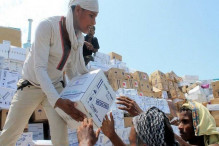 "روايات حية".. تقليص المساعدات الغذائية يهدد أقوات ملايين الفقراء في اليمن