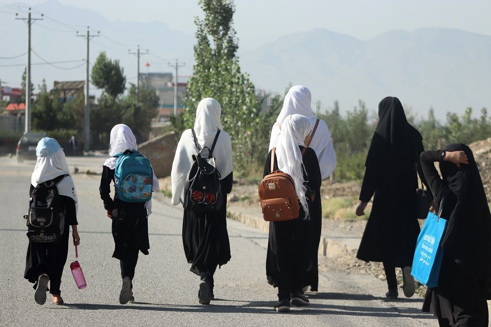 أفغانستان.. إعادة فتح 5 ثانويات للفتيات في ولاية باكتيا