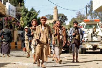 منظمة حقوقية تدين حملة الحوثيين العسكرية تجاه ممتلكات المواطنين باليمن