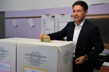 الإيطاليون يصوتون في انتخابات يتصدرها اليمين المتطرف