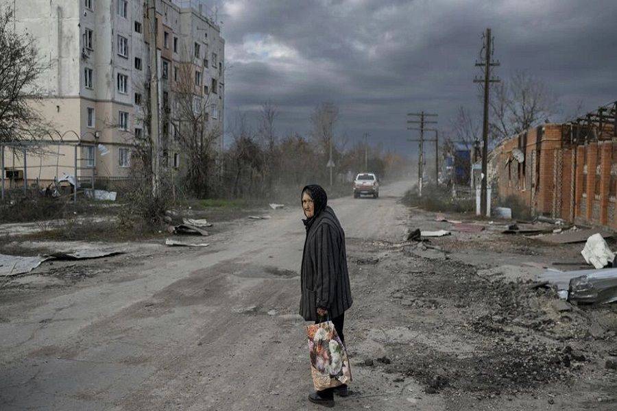 روسيا تعلن إجلاء آلاف المدنيين من منطقة خيرسون يومياً