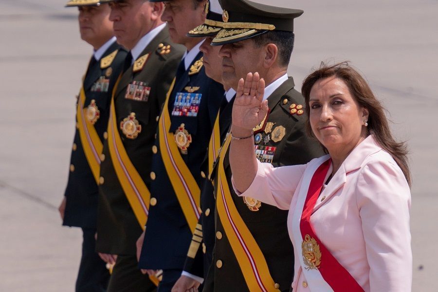 رئيسة البيرو تدعو إلى "هدنة وطنية" لإنهاء أسابيع من الاضطرابات