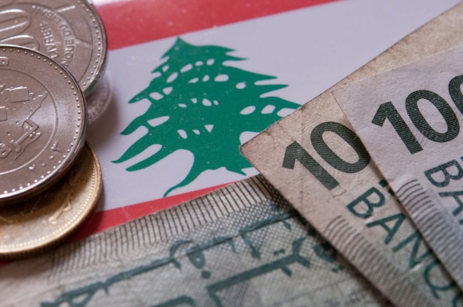 انهيار جديد لسعر صرف الليرة اللبنانية وقفزة كبيرة بأسعار المحروقات