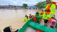 ماليزيا.. مراكز إغاثة لإيواء أكثر من 21 ألف شخص من ضحايا الفيضانات