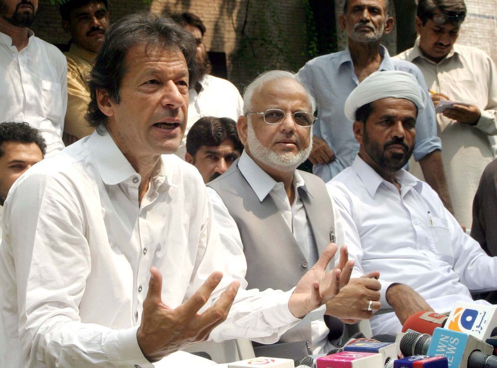 عمران خان يستنكر القمع "غير المسبوق" في باكستان