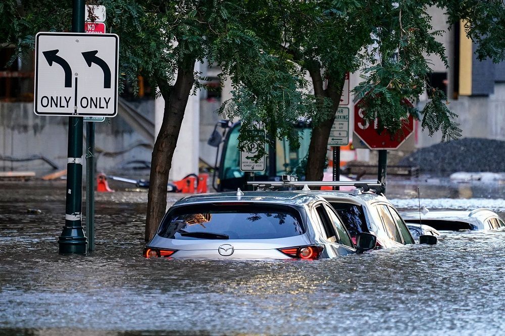 جسور بوست » أمطار وفيضانات تضرب ولاية نيويورك والسلطات تعلن حالة الطوارئ