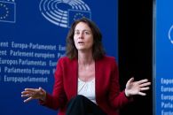 نائبة رئيس البرلمان الأوروبي تدعو لمساعدة الدول المتضررة من العواصف