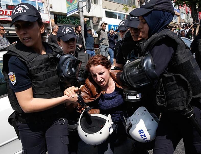 السلطات التركية تعتقل رؤساء حركة عنصرية تحرض ضد اللاجئين