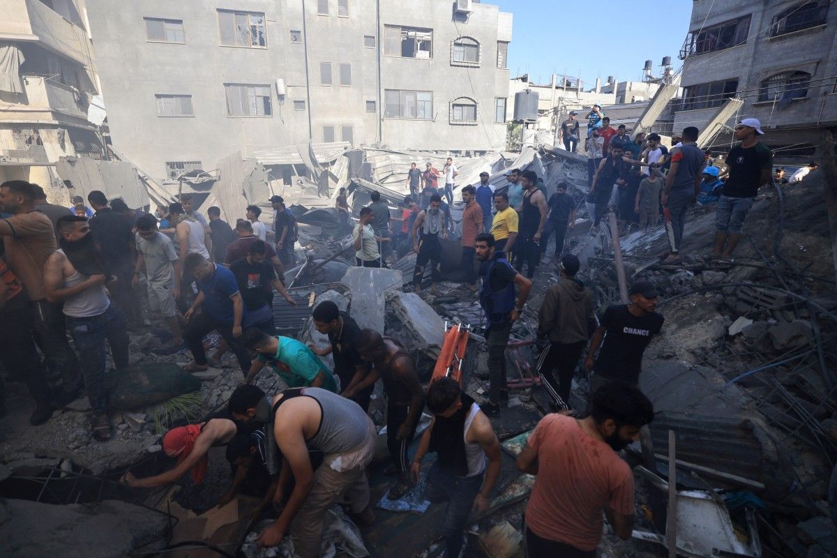 Jusoor Post » Hamas Says Gaza Death Toll Tops 10,000 As Israel Steps Up War