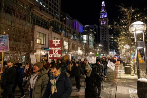 برصاص الهجرة.. مقتل أم لثلاثة أطفال يشعل الغضب الأمريكي ومطالب بوقف حملات الترحيل