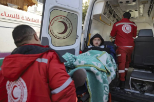 أزمة متفاقمة.. الصحة العالمية: أكثر من 18500 مريض في غزة بلا علاج