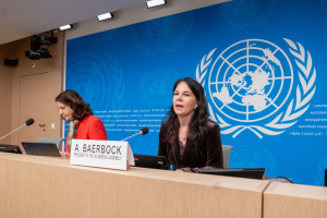 بيربوك تدعو المجتمع الدولي للتحرك أمام تدهور حقوق المرأة الأفغانية