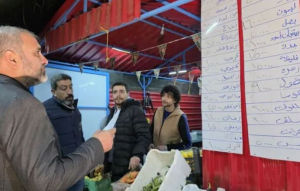 الأسعار خارج قدرة المستهلك.. كيف يغير الغلاء في رمضان ملامح الحياة السورية؟