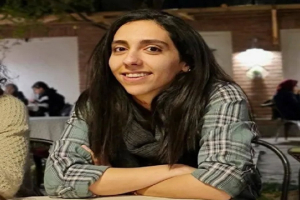 هستی أميري.. طالبة إيرانية تتحدى حبال المشانق وتدفع ثمن الكلمة