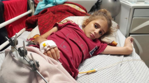 "لمار".. طفلة فلسطينية ضحيَّة رصاصة إسرائيليَّة أفقدتها طعم الحياة