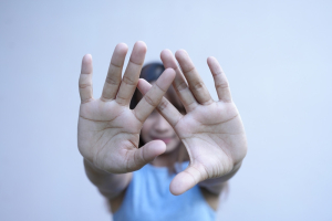 اليوم العالمي لمناهضة العنف الجنسي ضد الأطفال.. مسؤولية جماعية لوقف الانتهاكات وكسر الصمت