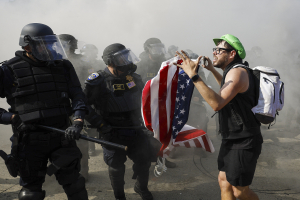 سياسات ترامب ومداهمات الهجرة تهدد أجواء كأس العالم في الولايات المتحدة