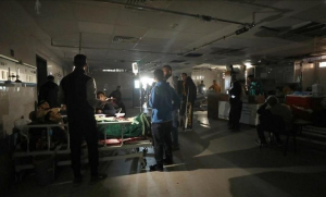 بسبب نقص الوقود.. مستشفى العودة يعلّق خدماته الصحية وسط أزمة إنسانية متفاقمة