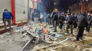 قطع الإنترنت يغطي الجرائم.. العفو الدولية: موجة قمع دموية تضرب المحتجين الإيرانيين