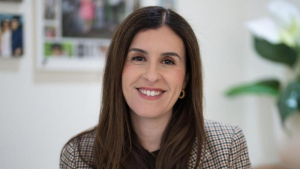 بعد منع كاتبة فلسطينية.. إلغاء مهرجان أدبي بأستراليا وسط جدل حول حرية التعبير