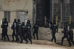 ليل إيران المشتعل.. احتجاجات مستمرة وقمع وتحذيرات من مجازر بحق المتظاهرين