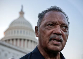 رحيل قائد العدالة الاجتماعية.. جيسي جاكسون ناشط أمريكي كافح من أجل المساواة والكرامة